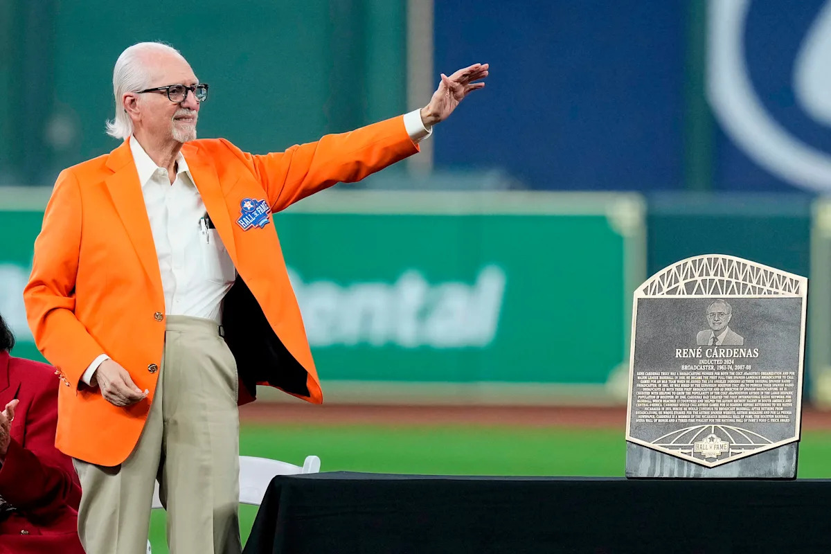 René Cárdenas, pioneer in Spanish-language broadcasts of MLB games, dies at 96 René Cárdenas, pioneer in Spanish-language broadcasts of MLB games, dies at 96