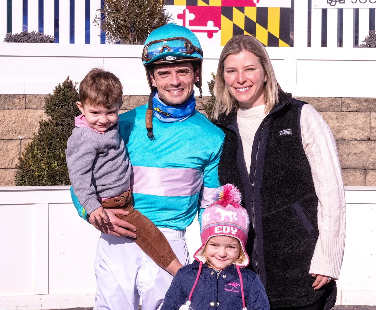 Brittany Russell, with husband Sheldon riding, could make Preakness history with Taj Mahal