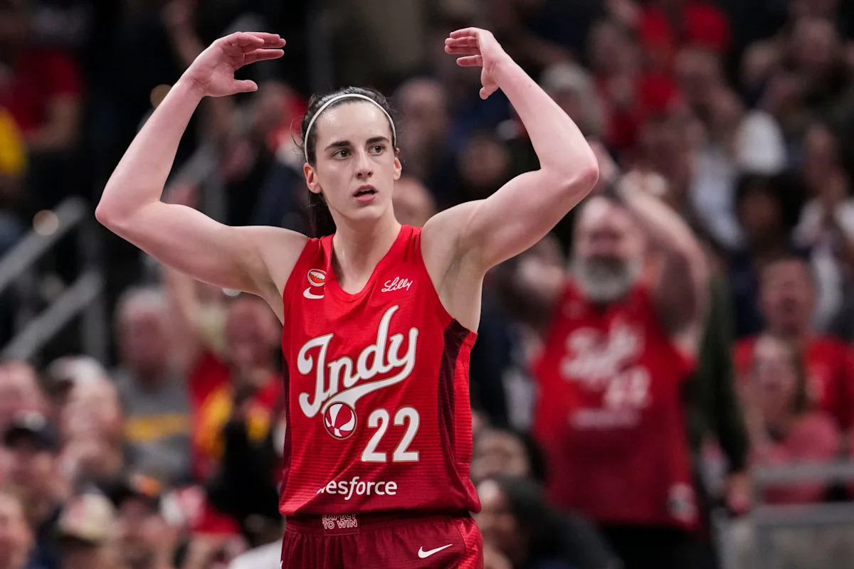 Fever coach Stephanie White under fire for snubbing Caitlin Clark