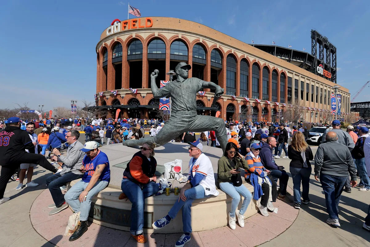 New York Mets Call Up Top-Prospect In Effort To Turn Season Around