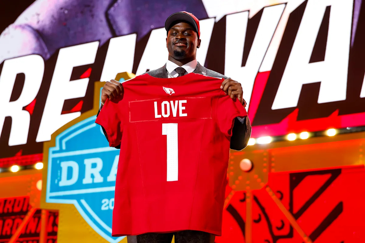 2026 NFL betting, odds: Jeremiyah Love, Fernando Mendoza favored to win Offensive Rookie of the Year 2026 NFL betting, odds: Jeremiyah Love, Fernando Mendoza favored to win Offensive Rookie of the Year