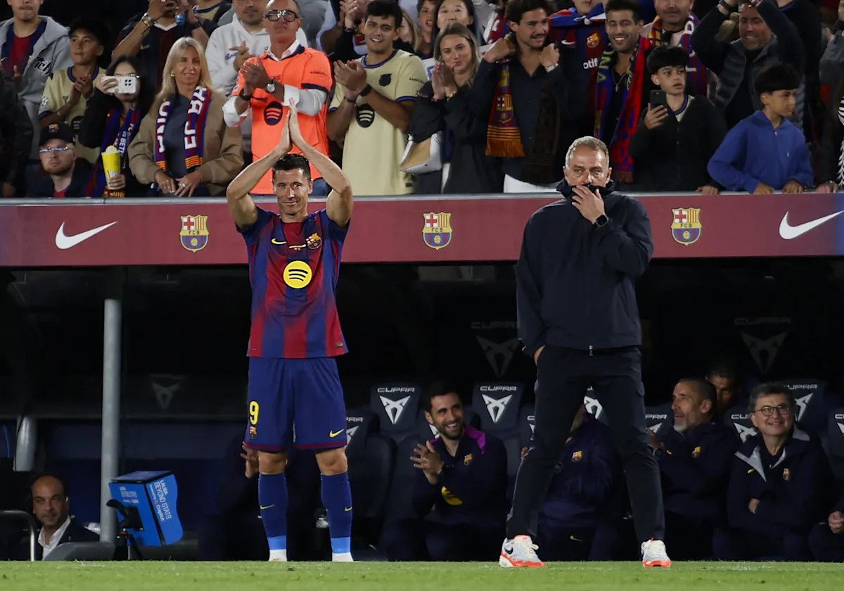 Ex-Bayern Munich boss Hansi Flick says replacing Robert Lewandowski at FC Barcelona is easier said than done Ex-Bayern Munich boss Hansi Flick says replacing Robert Lewandowski at FC Barcelona is easier said than done
