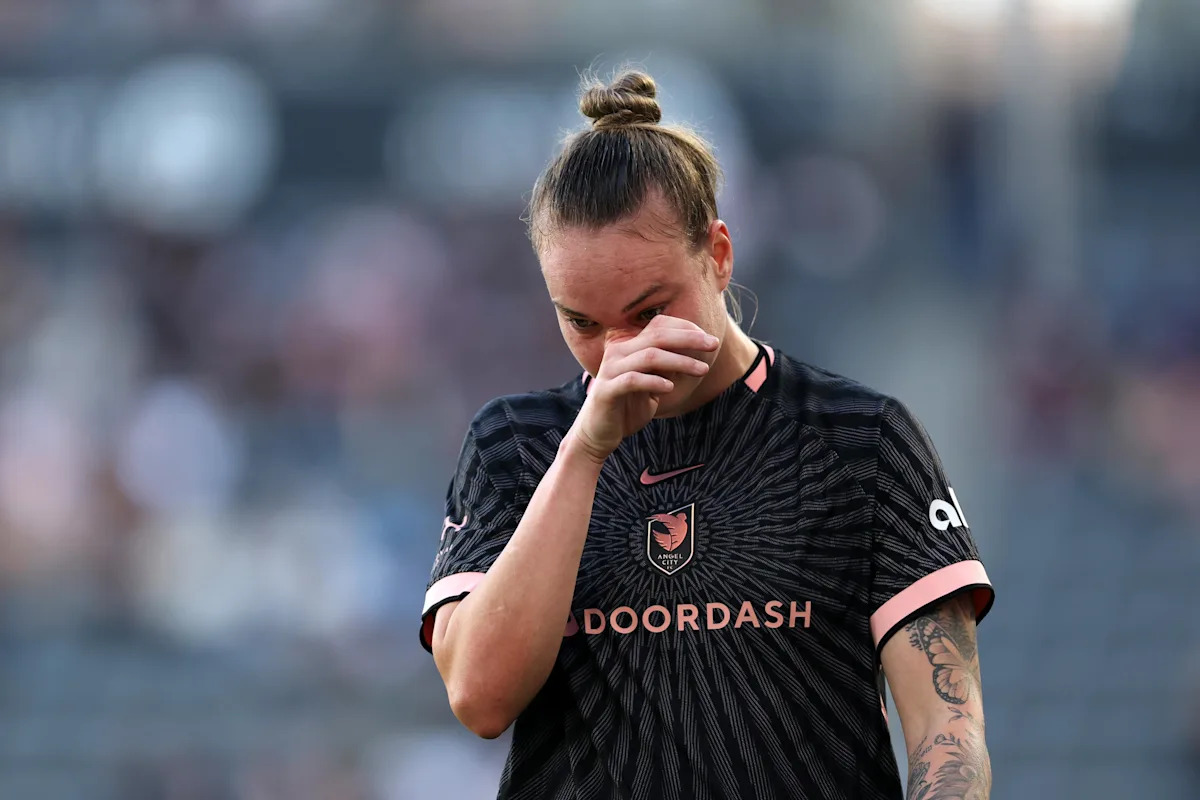 NWSL announces additional discipline to North Caroline defender Feli Rauch and Angel City FC midfielder Maiara Niehues NWSL announces additional discipline to North Caroline defender Feli Rauch and Angel City FC midfielder Maiara Niehues