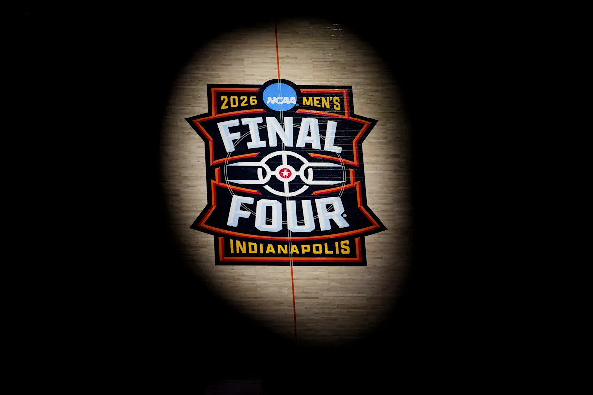 Wasn't 1 in 9.2 quintillion hard enough? Bigger NCAA tournaments mean bigger brackets, too