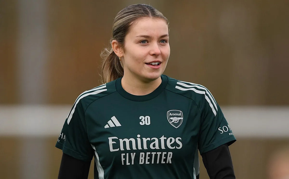 Arsenal Women to let England youth international leave for US