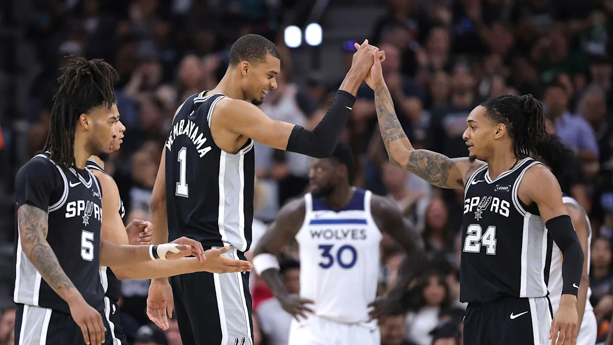 Wembanyama sets tone early, Spurs follow his lead to 29-point Game 5 win, 3-2 series lead
