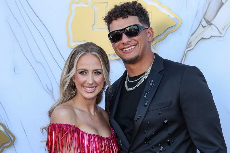 Patrick Mahomes Congratulates Wife Brittany on Receiving Major Honor for Transforming Women’s Sports Patrick Mahomes Congratulates Wife Brittany on Receiving Major Honor for Transforming Women’s Sports