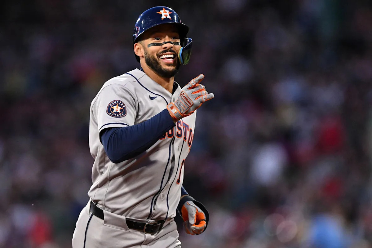 Correa Out for Season After Left Ankle Tendon Injury as Astros Face Another Setback