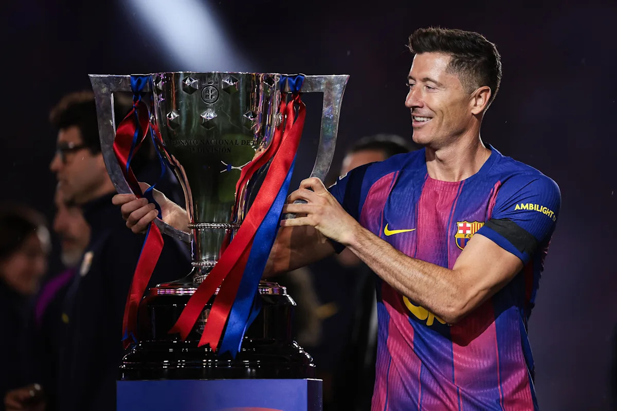 &lsquo;It might be time&rsquo; &ndash; Robert Lewandowski drops hints on his future after Barcelona win La Liga