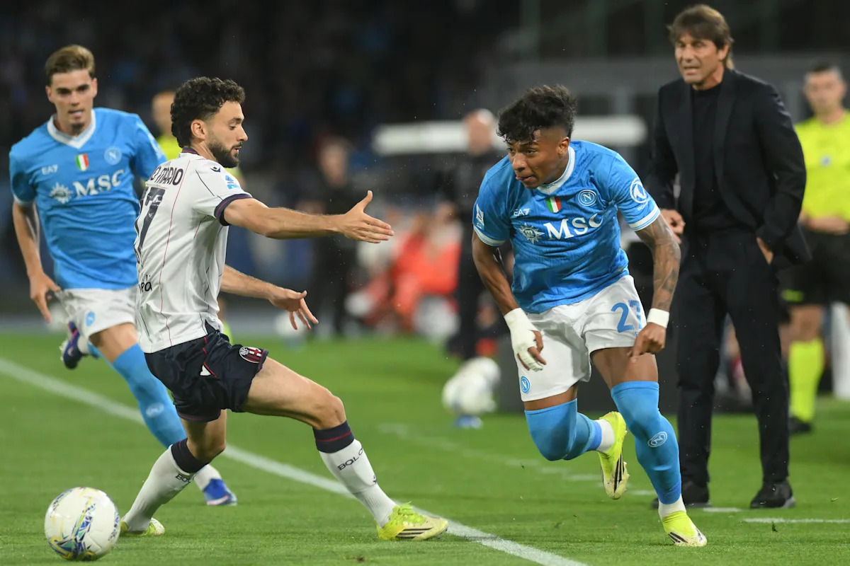 Acrobatic late goal gives Bologna surprise win at Napoli