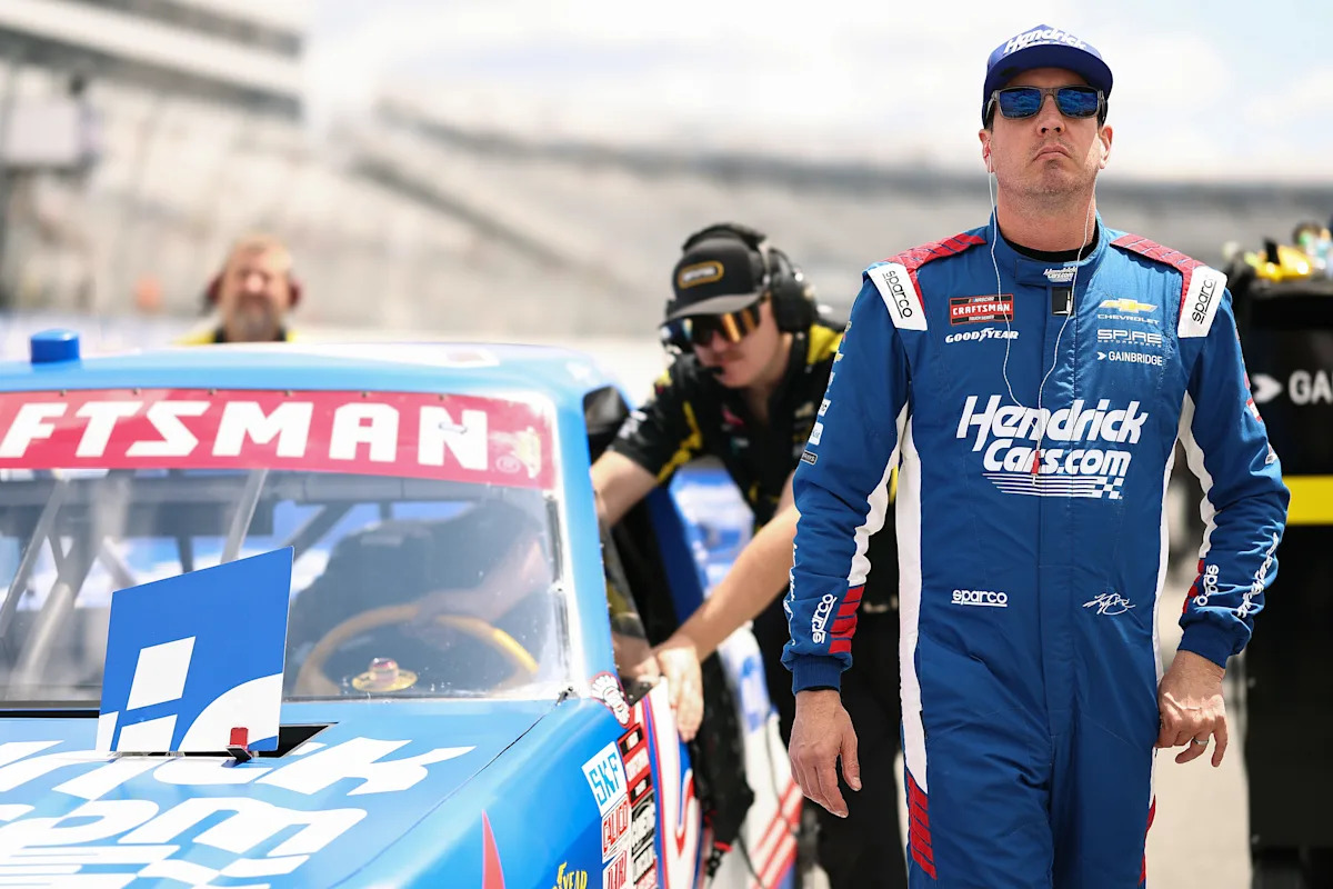 Who won NASCAR Truck Series Dover race? Winner is Kyle Busch, plus full results