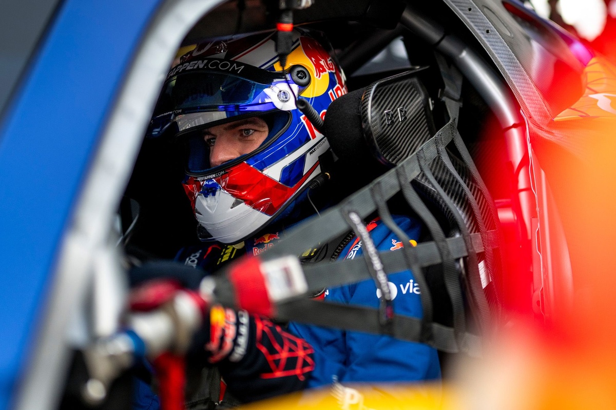 Nurburgring 24 Hours: Max Verstappen third as Winward Mercedes tops first session Nurburgring 24 Hours: Max Verstappen third as Winward Mercedes tops first session