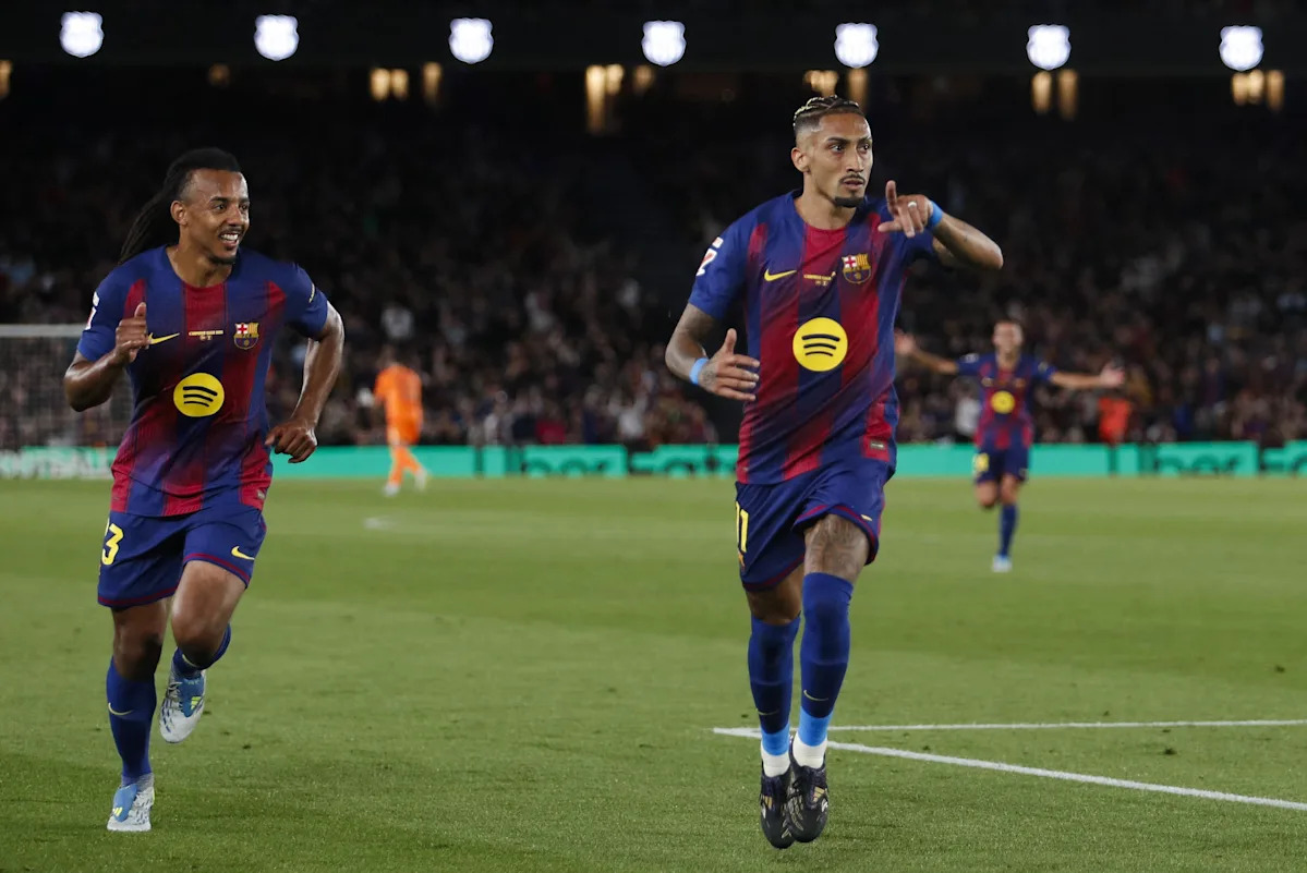 Three talking points from Barcelona 3-1 Real Betis as Hansi Flick&rsquo;s side make history with perfect home record
