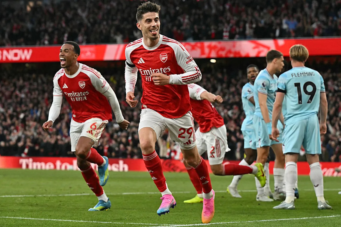 Arsenal even closer to the title after edging past Burnley Arsenal even closer to the title after edging past Burnley