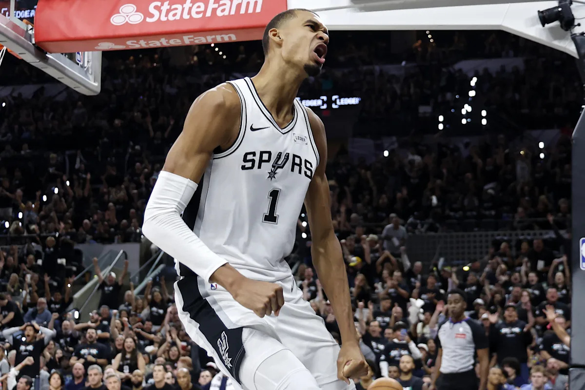 Spurs respond to Game 1 loss with beatdown of Timberwolves in Game 2 Spurs respond to Game 1 loss with beatdown of Timberwolves in Game 2
