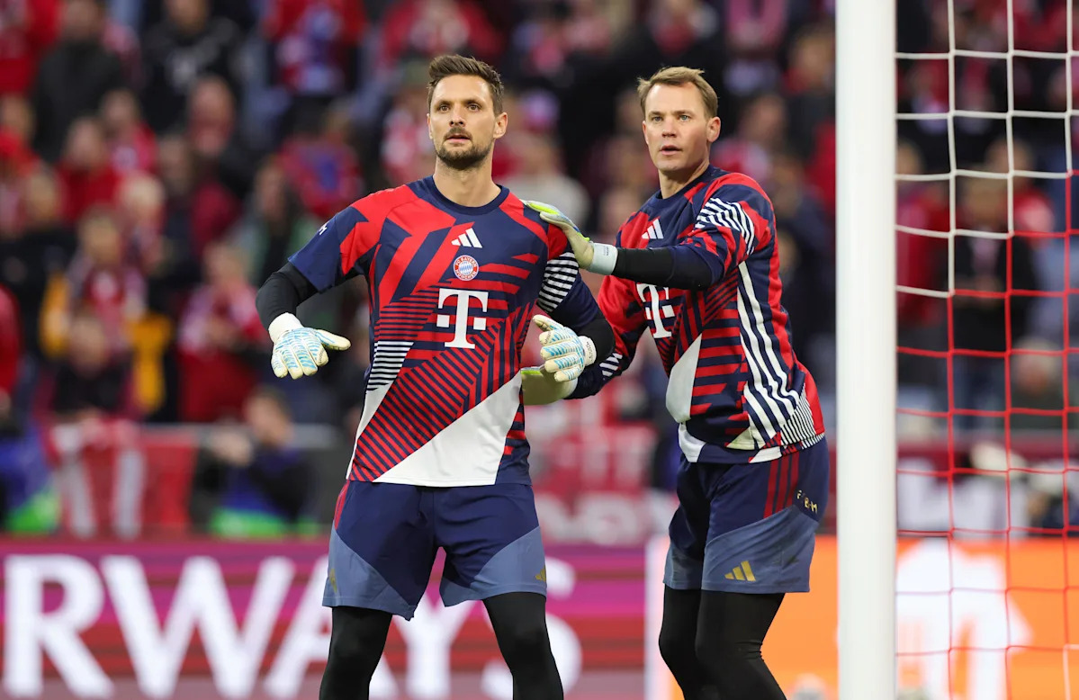 Bayern Munich execs celebrate Manuel Neuer, Sven Ulreich contract extensions