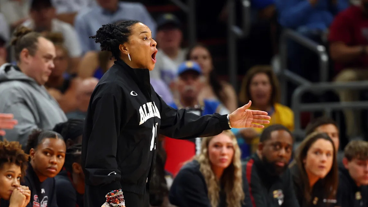 UCLA, South Carolina, UConn and St. John’s to play in women’s basketball doubleheader in November UCLA, South Carolina, UConn and St. John’s to play in women’s basketball doubleheader in November