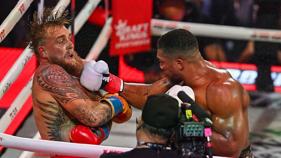 Paul admits boxing career in doubt over jaw injury