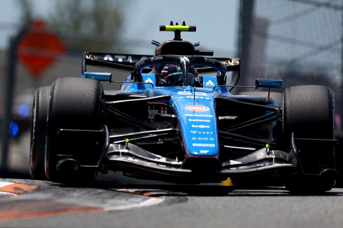 Carlos Sainz: Miami-spec Williams is the F1 car we should&rsquo;ve had from opening race