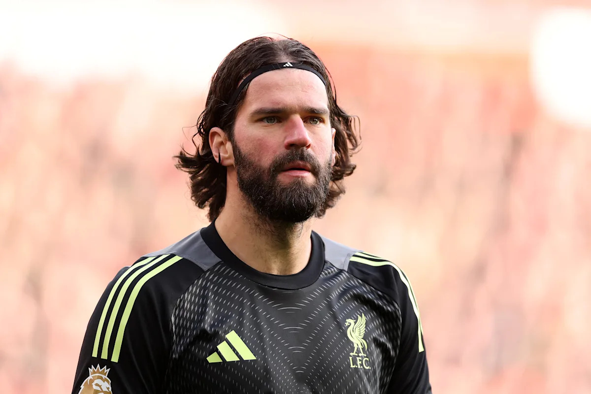 Liverpool stance revealed Alisson &lsquo;made up his mind&rsquo; about joining Juventus