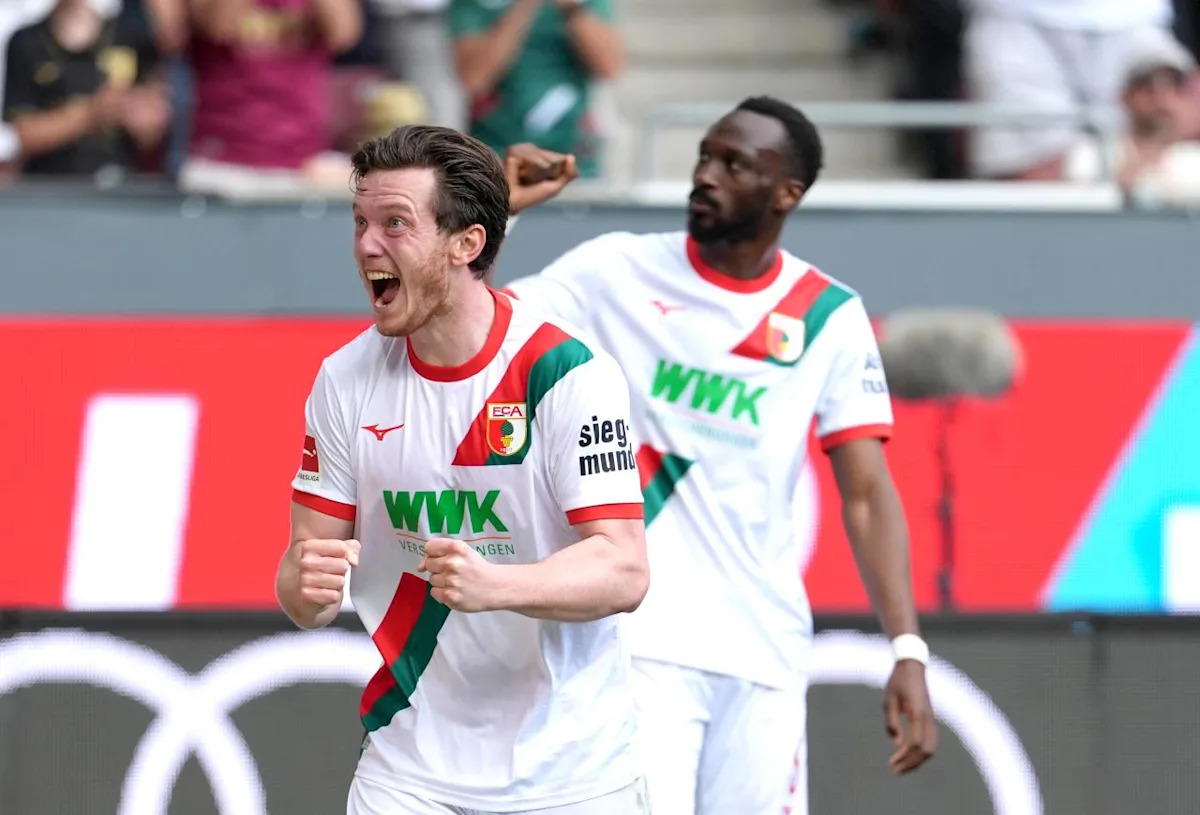 Gregoritsch at the double as Augsburg keep European hopes alive