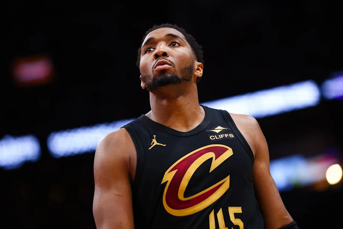 Donovan Mitchell on lack of free-throw attempts in Game 1 loss to Pistons: 'I don't flop' Donovan Mitchell on lack of free-throw attempts in Game 1 loss to Pistons: 'I don't flop'