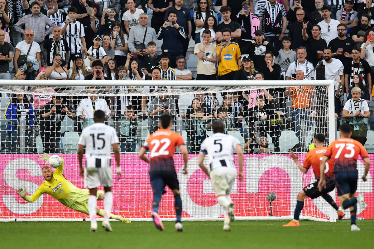 Statistic outlines major problem with Juventus goalkeepers and defence