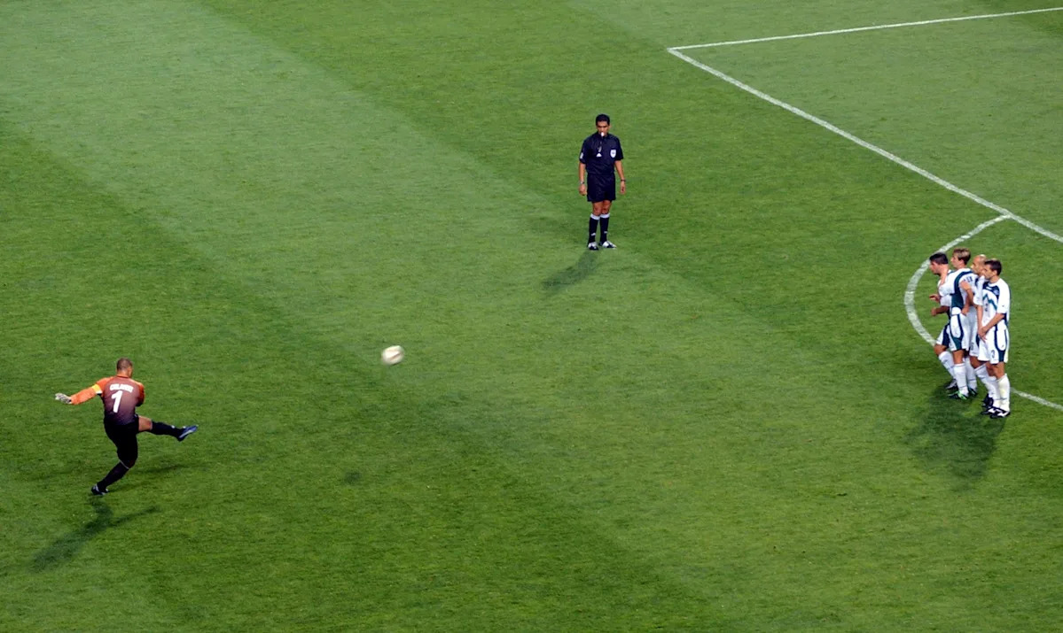 38 days to the World Cup: Jos&eacute; Luis Chilavert, Paraguay goalkeeper and set-piece specialist