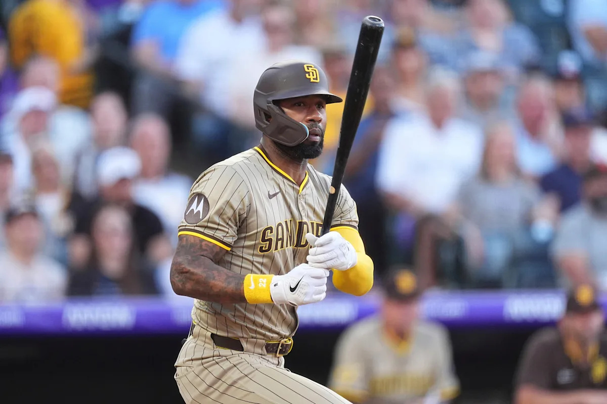 Jason Heyward joins the Dodgers as a special assistant in baseball operations Jason Heyward joins the Dodgers as a special assistant in baseball operations