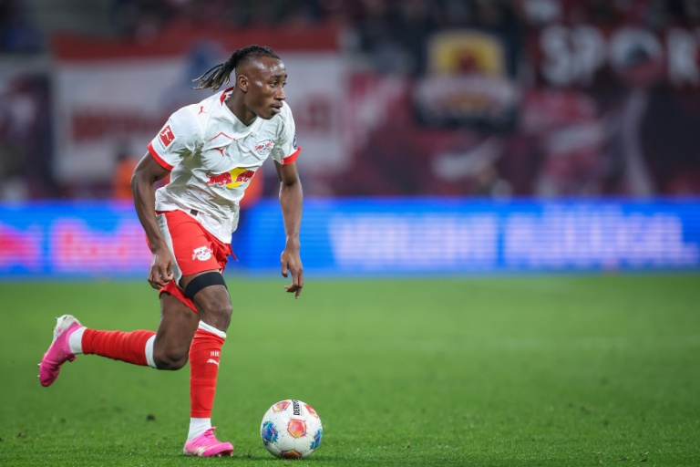 All at stake for Bundesliga relegation battlers on final day All at stake for Bundesliga relegation battlers on final day