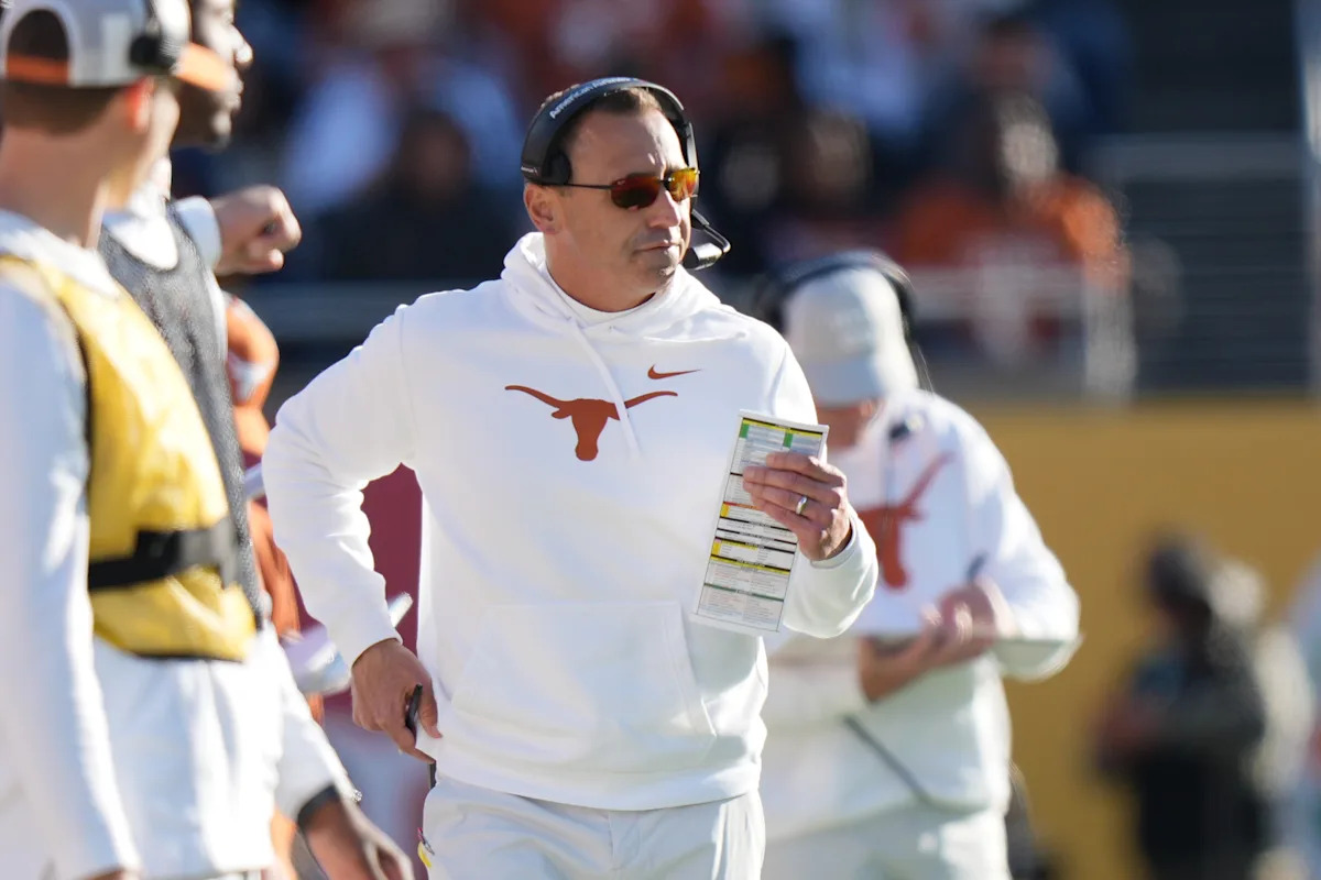 Steve Sarkisian joins Lane Kiffin in criticism of Rebels: 'Take basket weaving, and you can get an Ole Miss degree' Steve Sarkisian joins Lane Kiffin in criticism of Rebels: 'Take basket weaving, and you can get an Ole Miss degree'