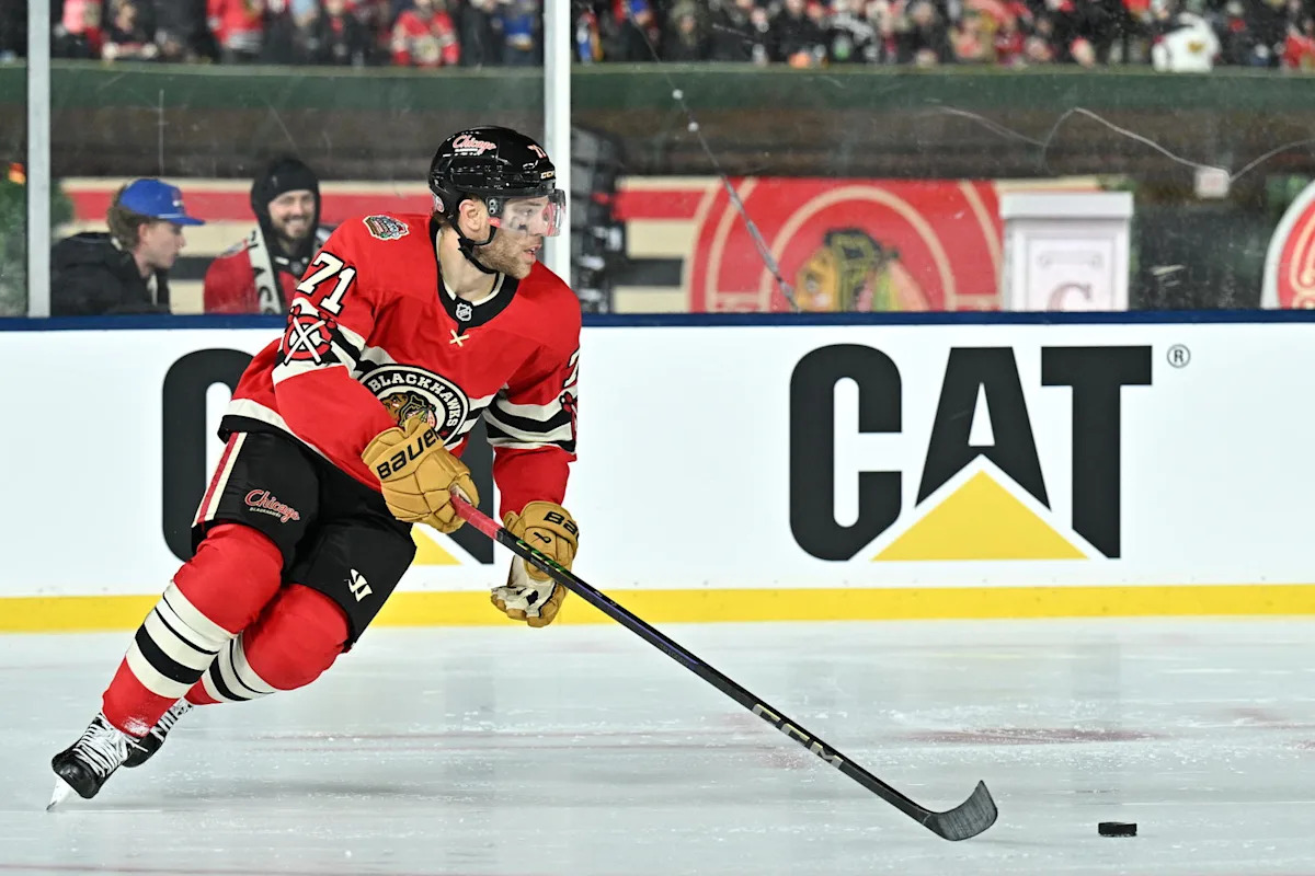 Former Blackhawks Forward Has Another Big Playoff Game