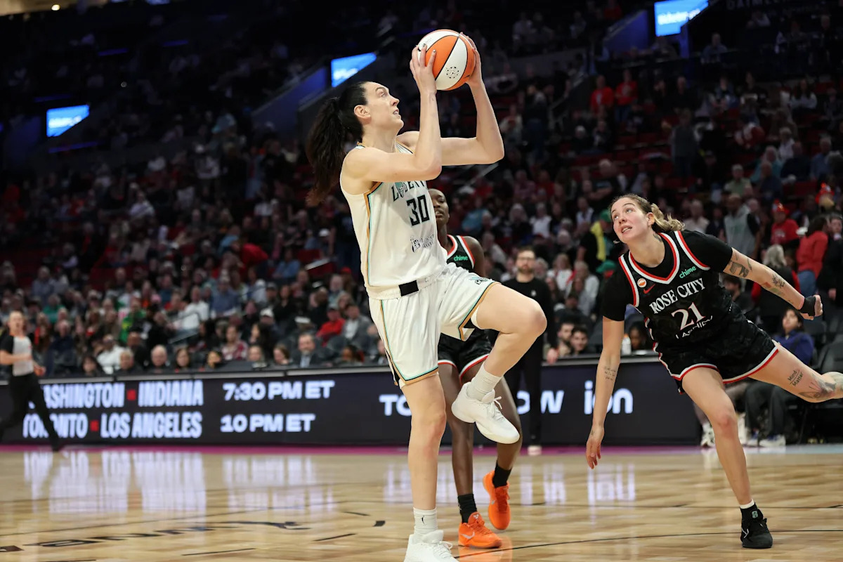 Breanna Stewart delivers on her Liberty promise as they bounce back to beat Fire Breanna Stewart delivers on her Liberty promise as they bounce back to beat Fire