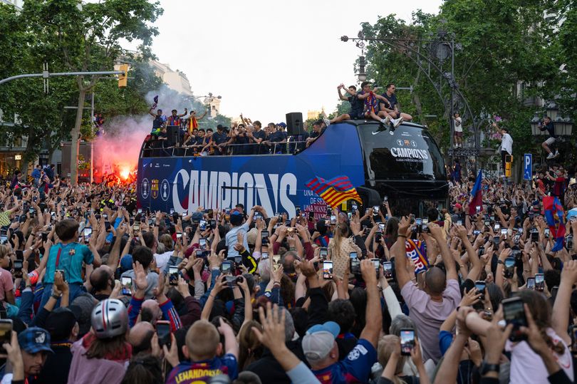 Rivaldo sends message to Barcelona stars after El Clásico win seals La Liga title Rivaldo sends message to Barcelona stars after El Clásico win seals La Liga title